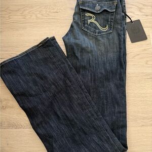 Rock & Republic Low Rise Flare Jeans Women’s Size 25 Y2K Medium Wash Denim NWT